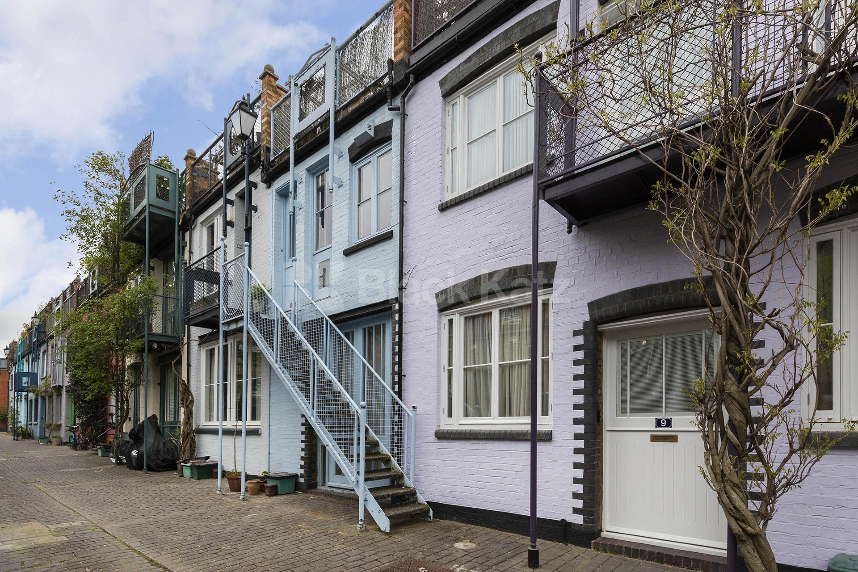 Modern spacious two bedroom urban living with stunning outside space  Marlborough Yard, Archway N19